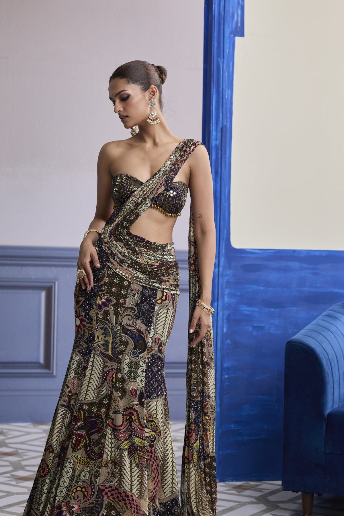 Purple Embroidered Blouse With Olive Floral Fish Cut Saree Set