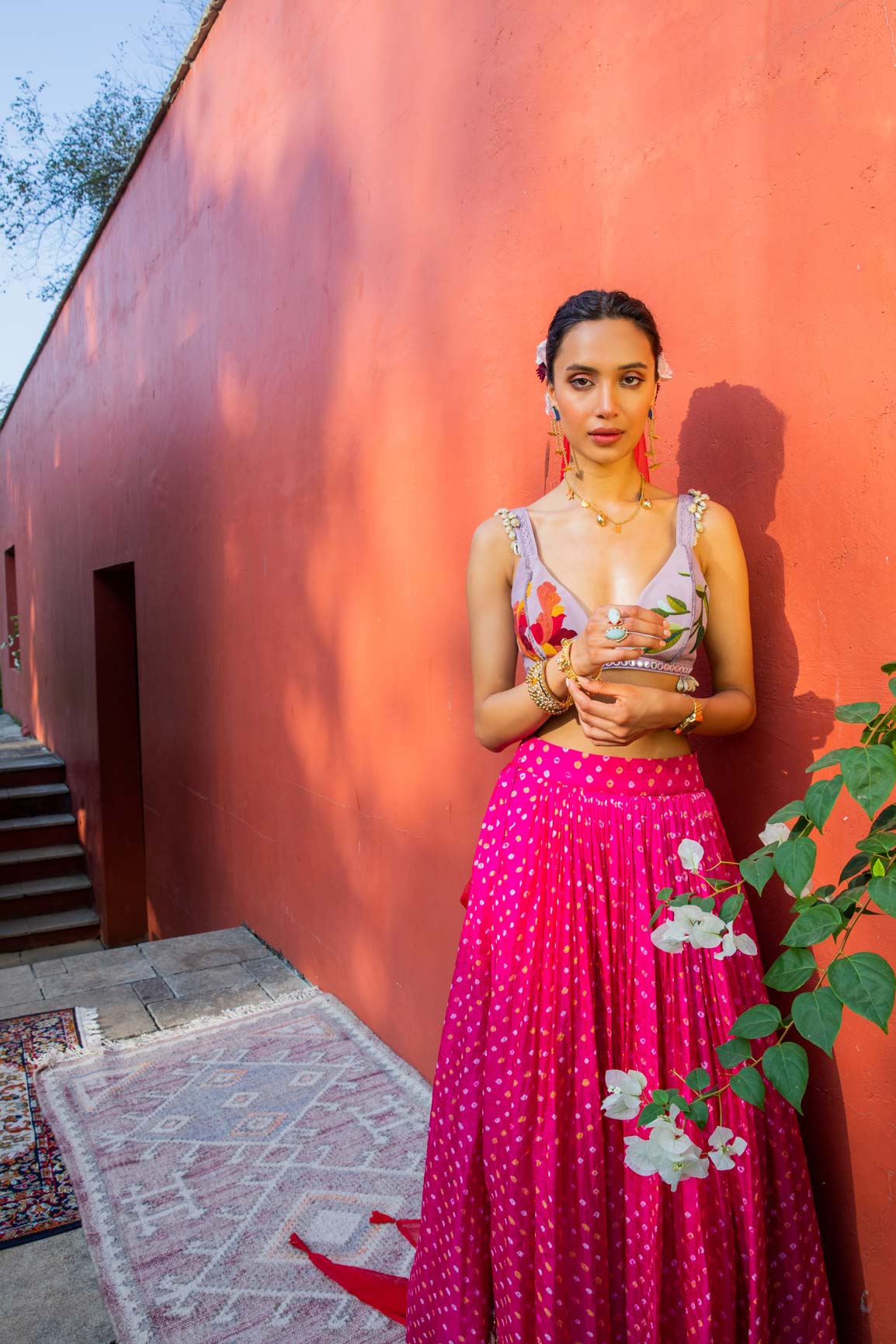 Pink bandhini, lilacs and red