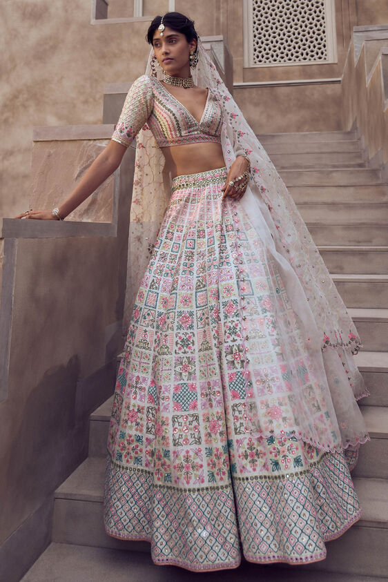 KRIPALI LEHENGA - CREAM