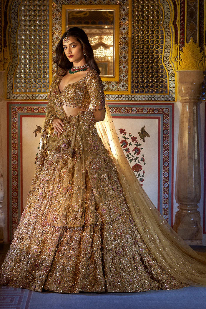 Gold Three-Dimensional Jewel Lehenga Set 00 Short