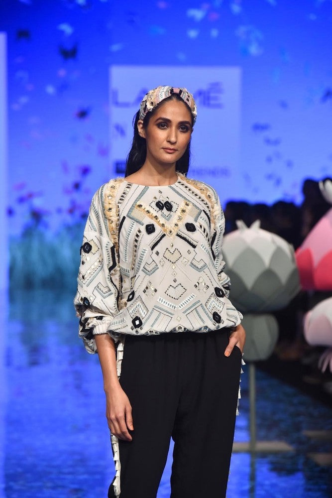 The Vahbiz Jogger Set