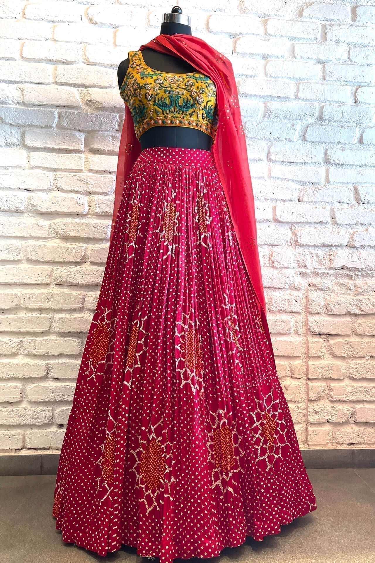 Bandhej Rang Lehenga
