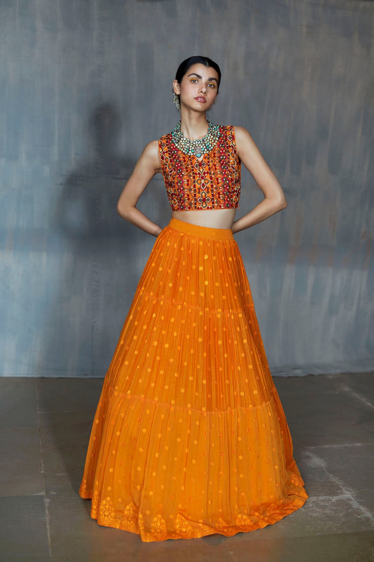Hasya Lehenga