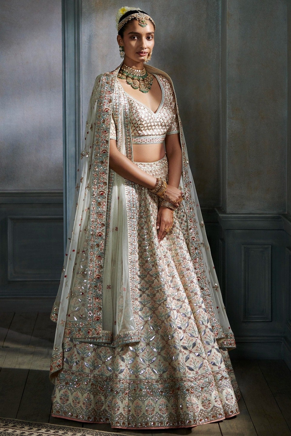 SRINITHI LEHENGA SET – IVORY