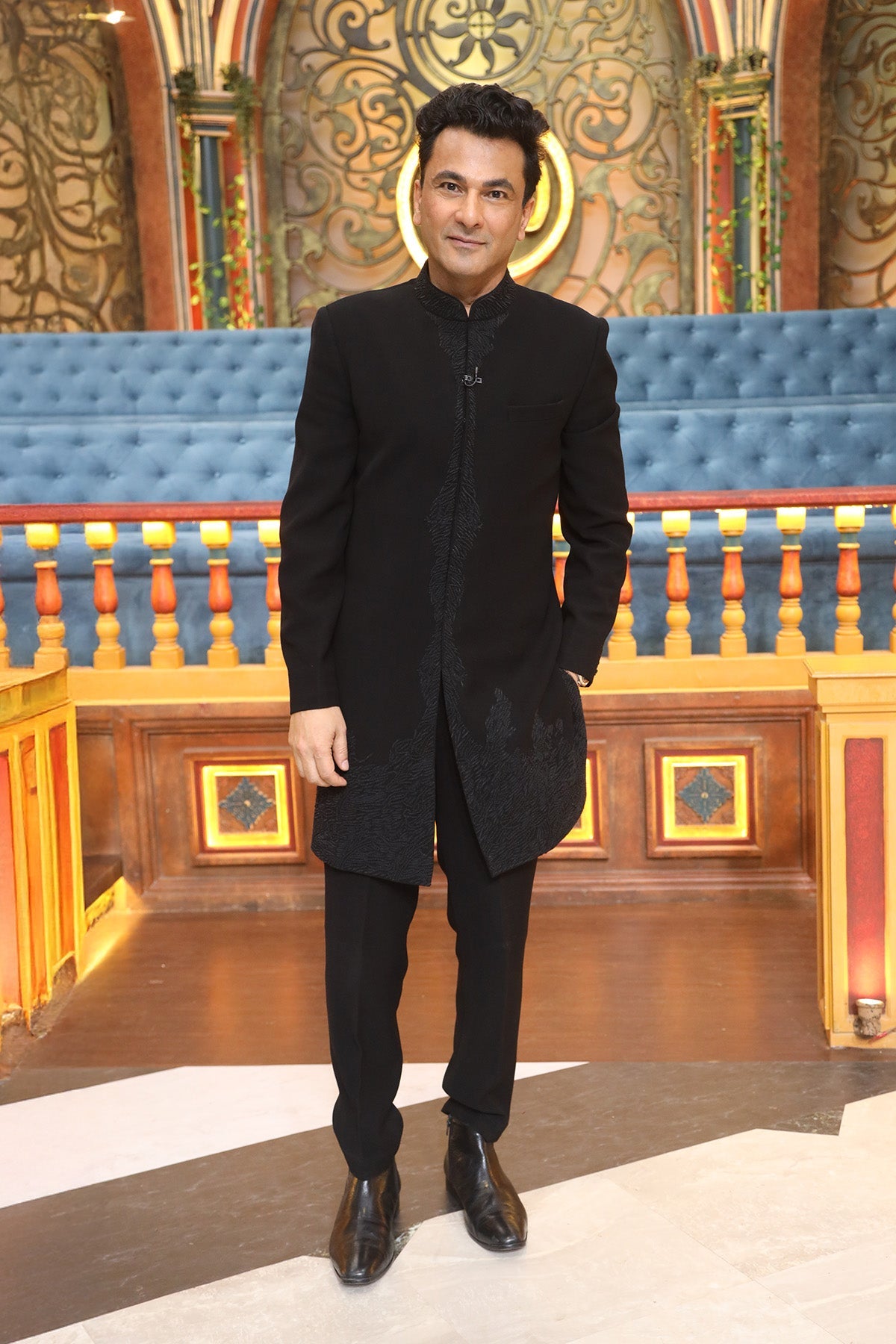 Vikas Khanna In Neroir Nawabi Achkan With Churidaar