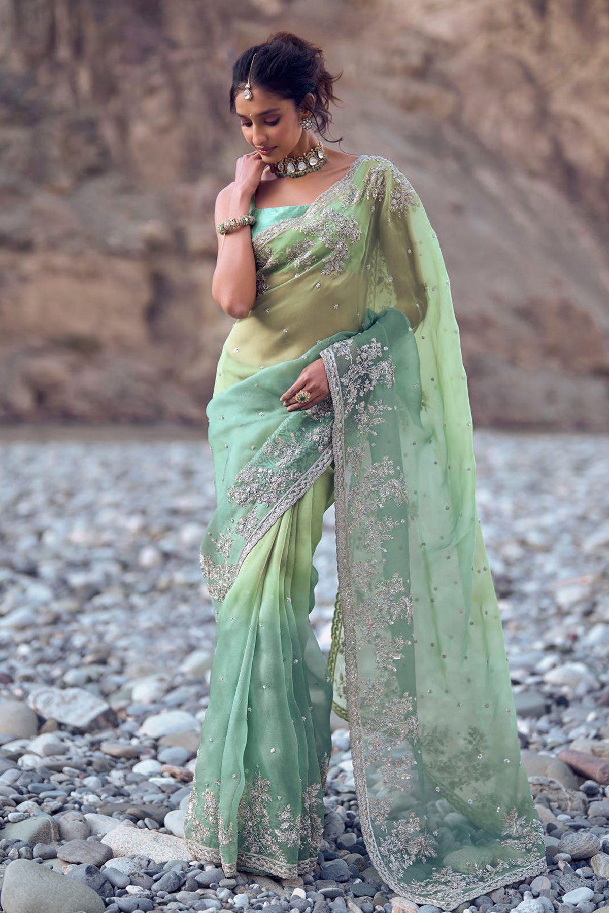 Inayat saree set