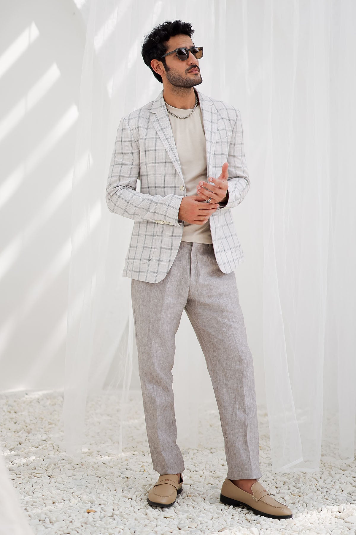 Par chment Plaid Checks Blazer And Trouser