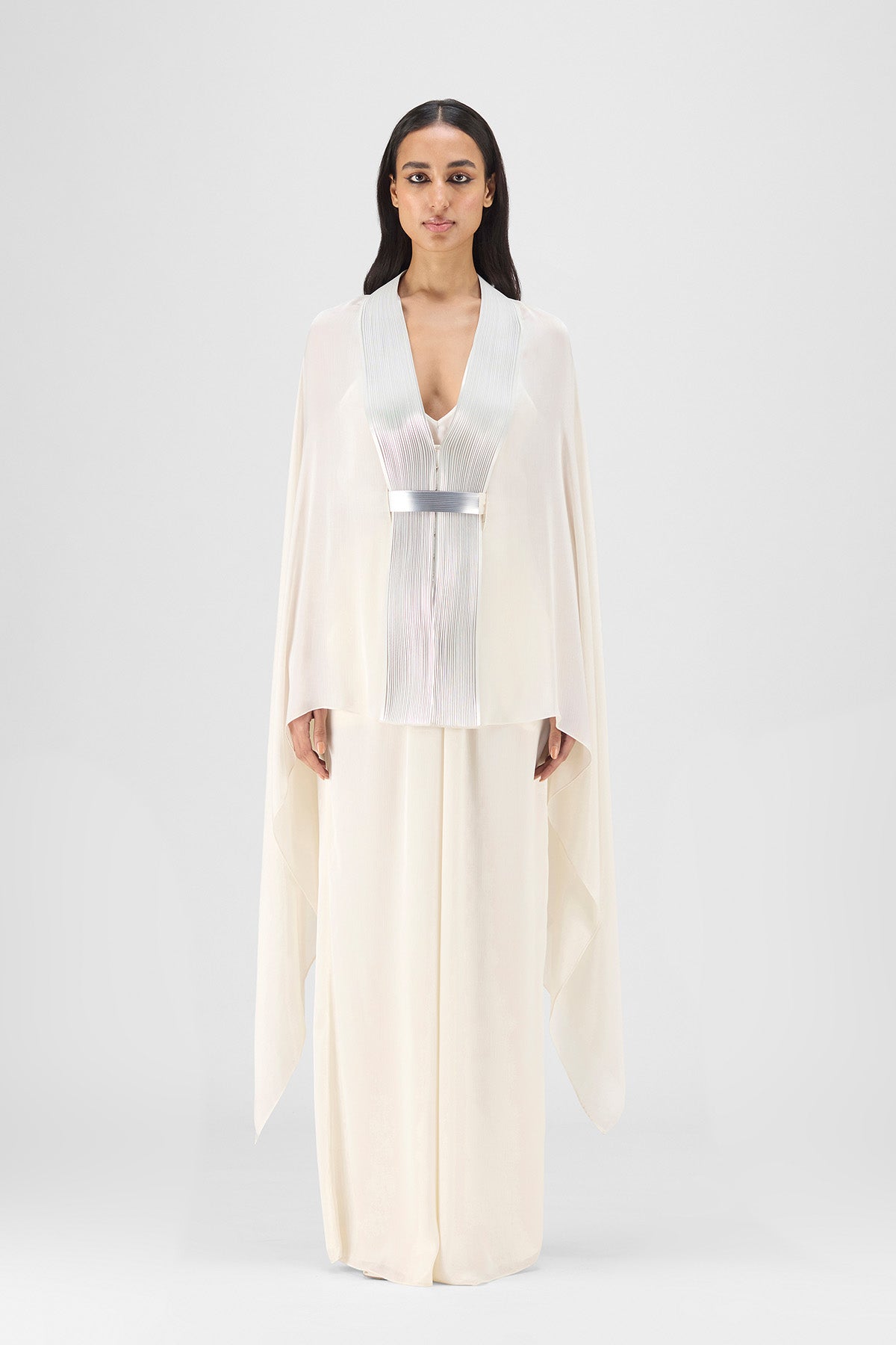 METALLIC SRUCTURED CAPE SET