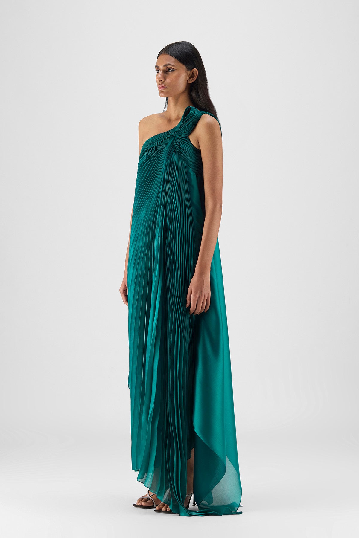 PLEATED FLUID DRESS