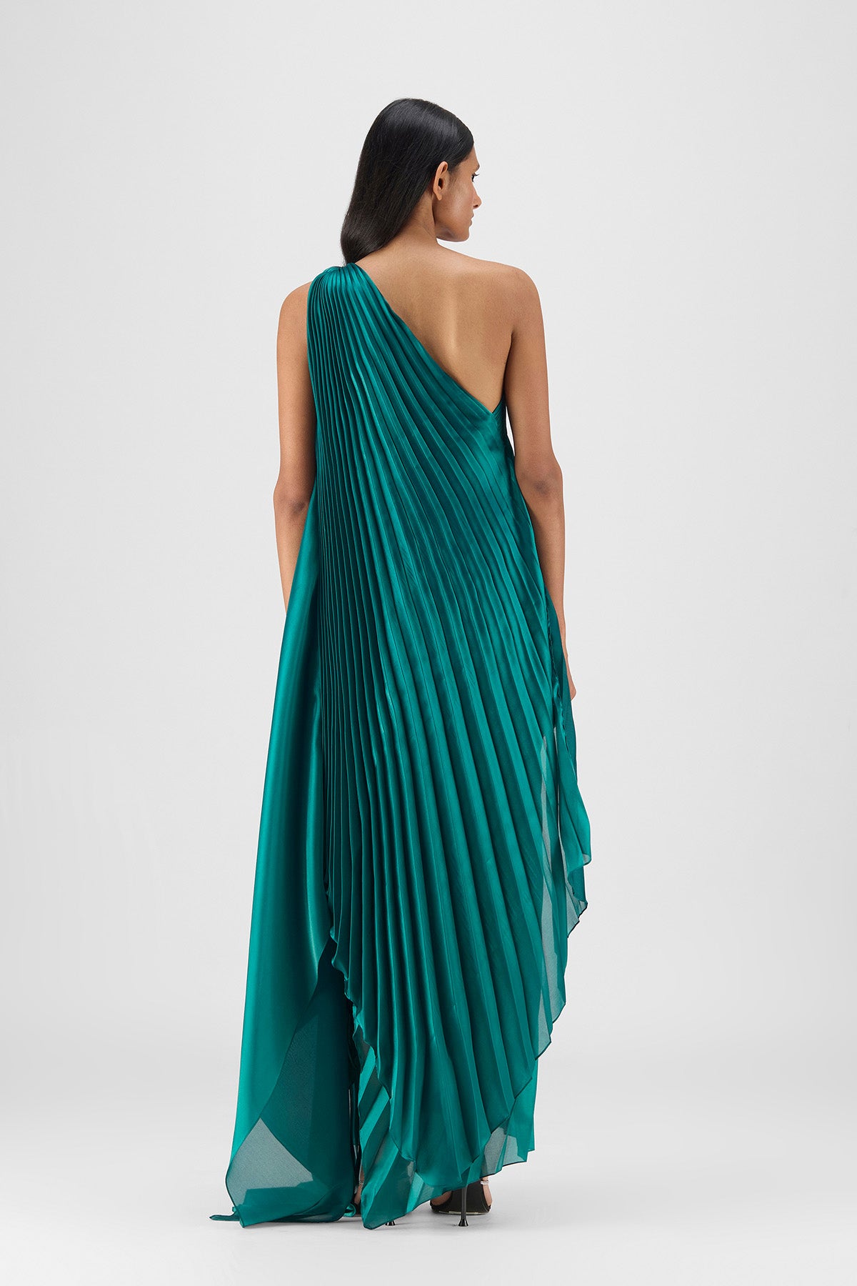 PLEATED FLUID DRESS