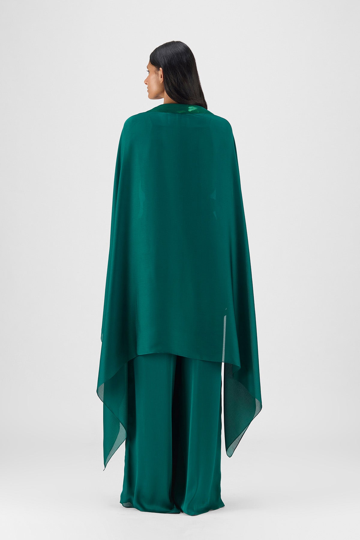 METALLIC STRUCTURED CAPE