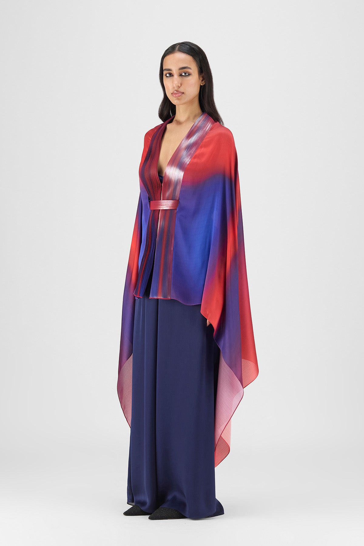 METALLIC WATERCOLOR STRUCTURED CAPE.