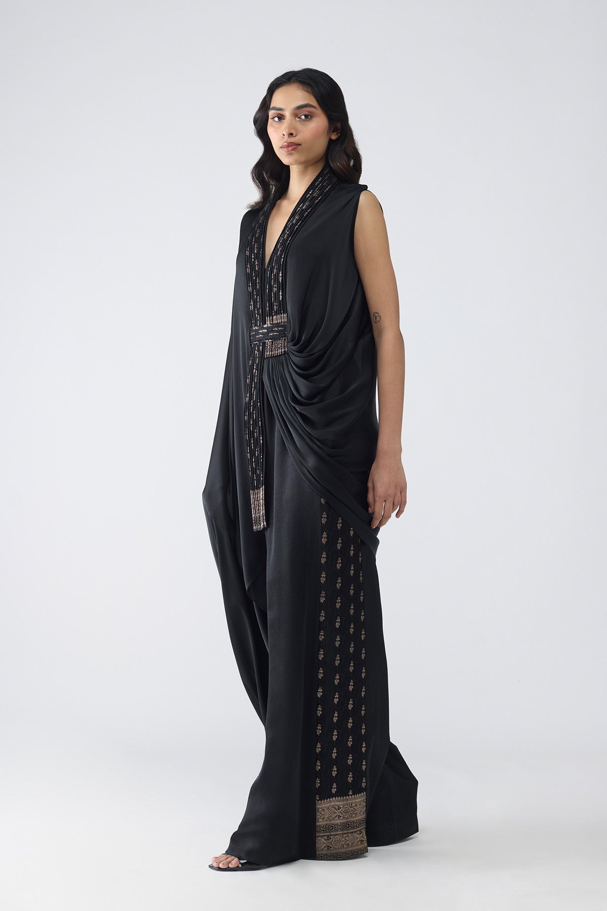 Banarsi One sleeve Cape set