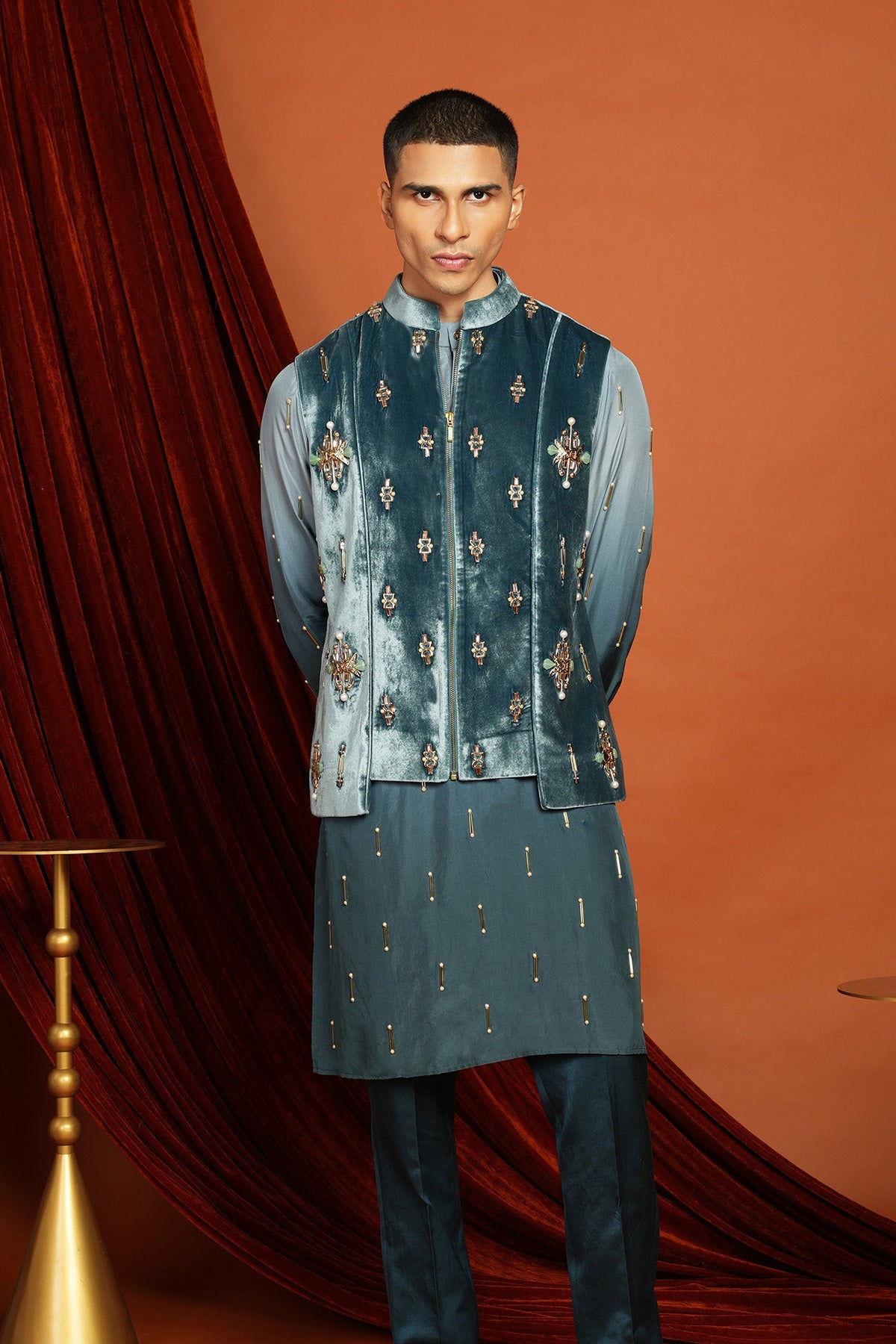 NOAH BLUE VEST JACKET SET