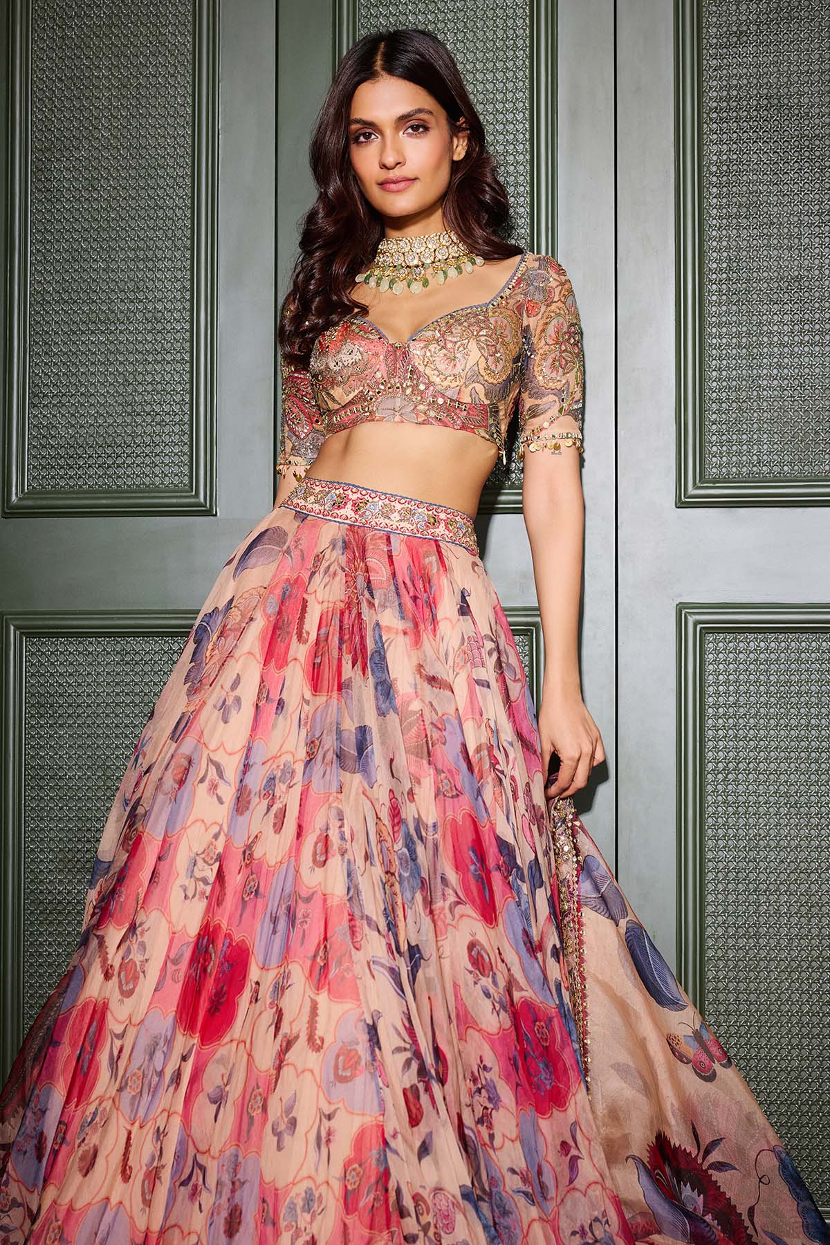 Anshula Kapoor in Ruya