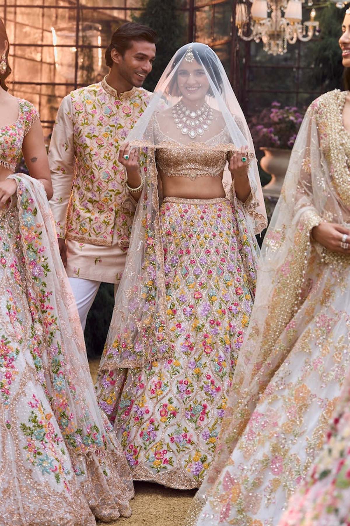 Multi-Coloured Floral Bundi Set
