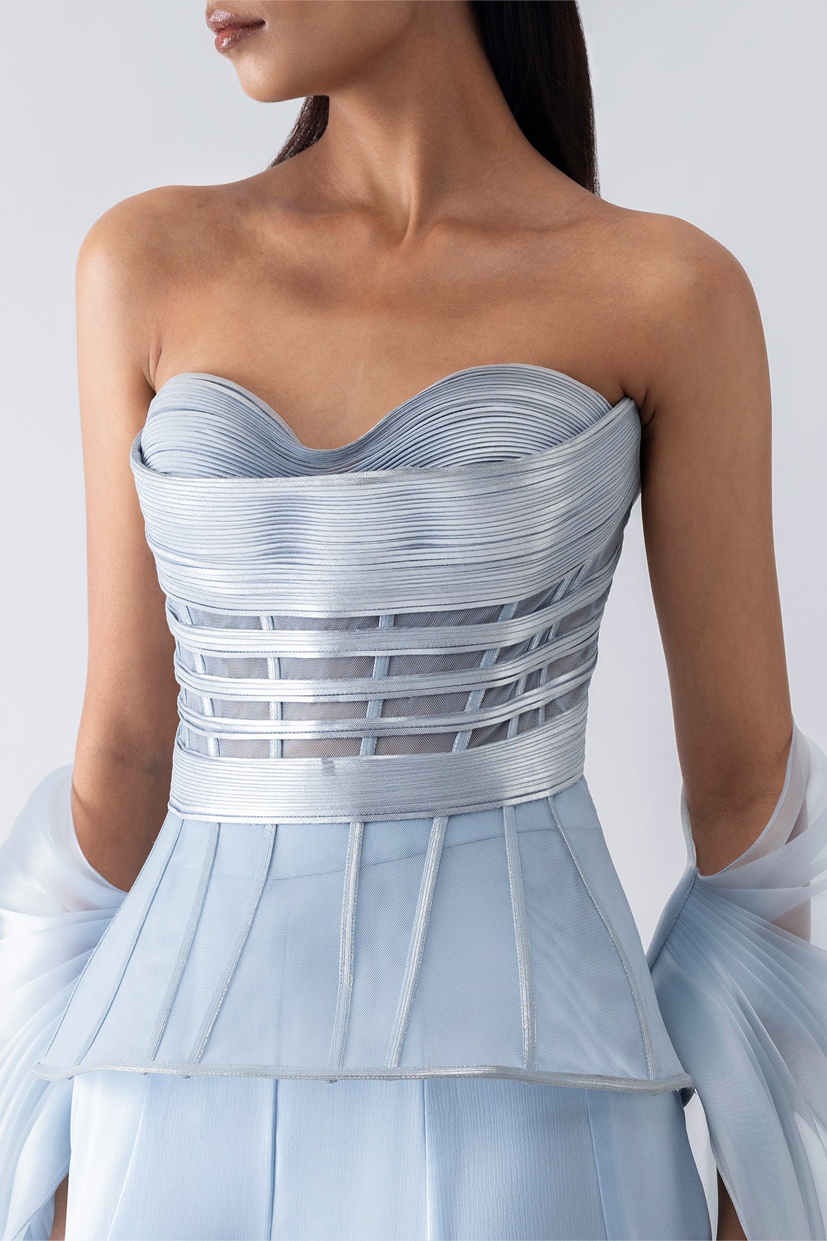 Metallic Structured Corset With Pants Aand Cape