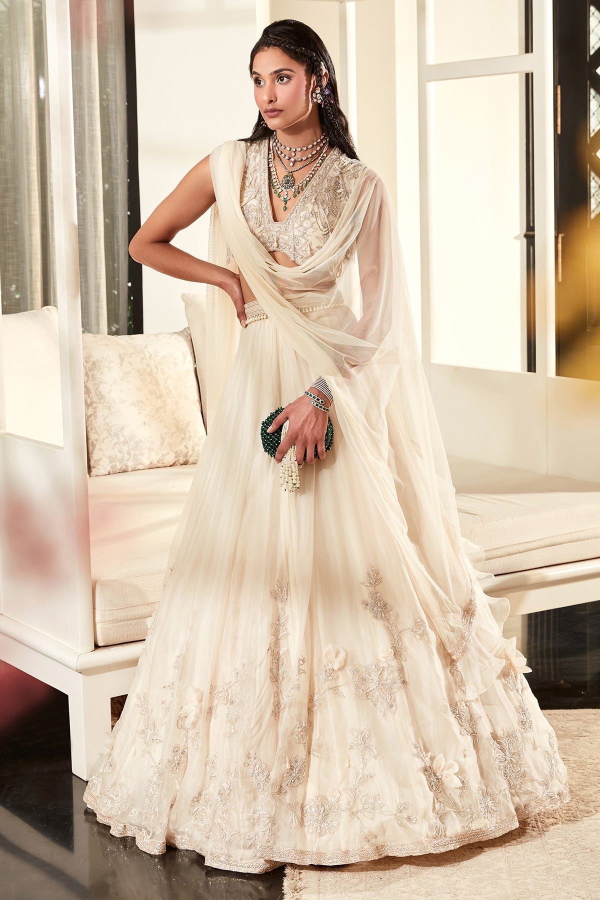 LAUREL-Ready To Ship