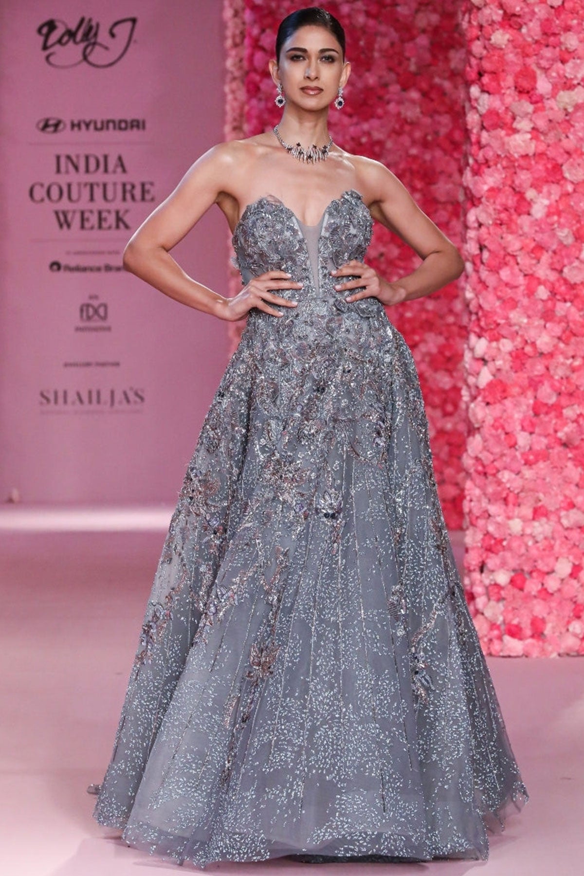 "Camelia" Bridal Gown