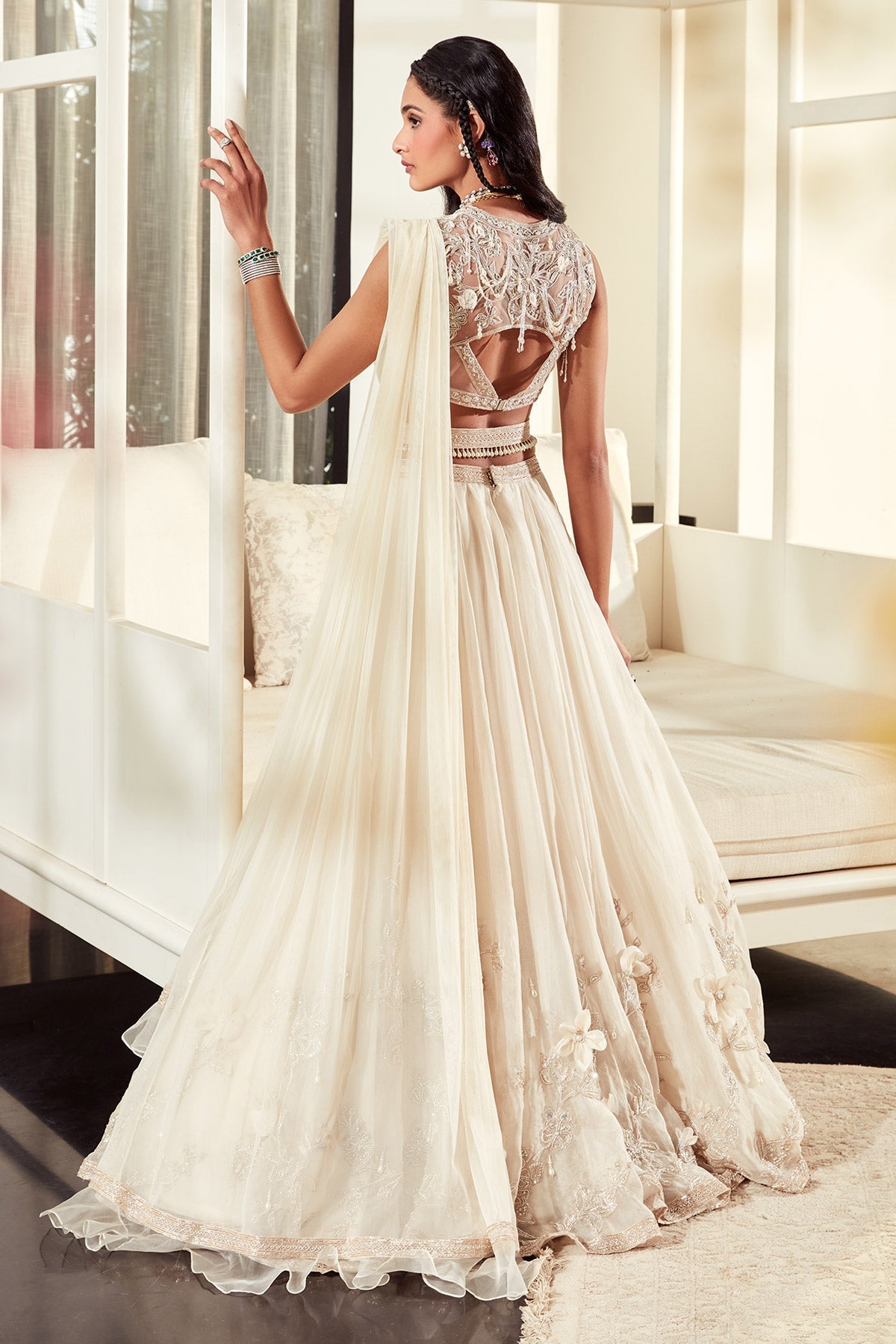 LAUREL-Ready To Ship