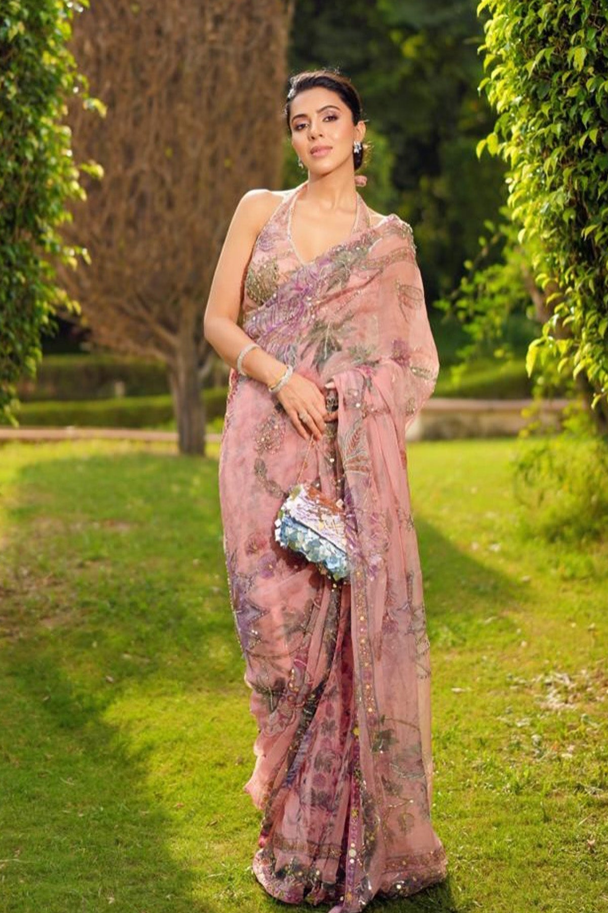 Bahaar R Dhawan in ITR