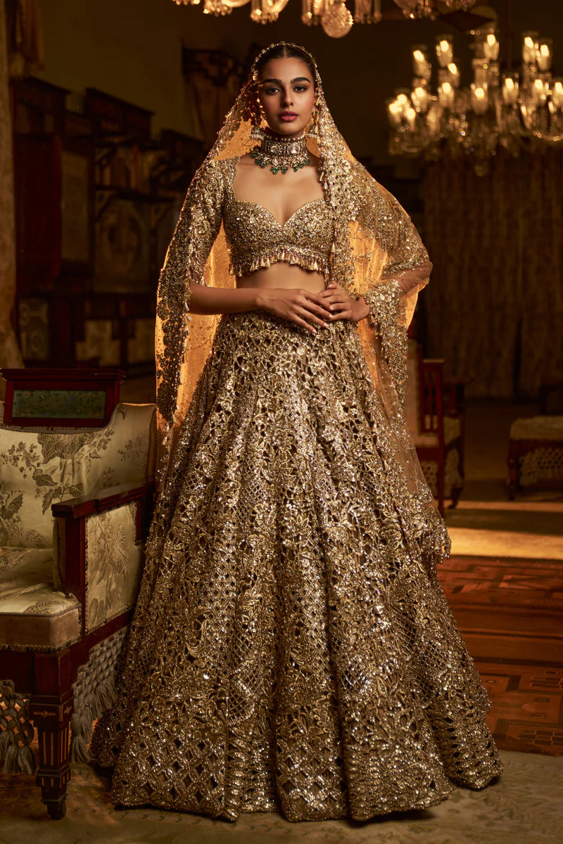 Ring Ceremony Dress For Sister Engagement For Brother Hijab Wedding Dress Asian Kaftan Bridal Collection Women Ring Ceremony Dress For Sister Engagement For Brother Hijab Wedding Dress Asian Kaftan Bridal Collection Women