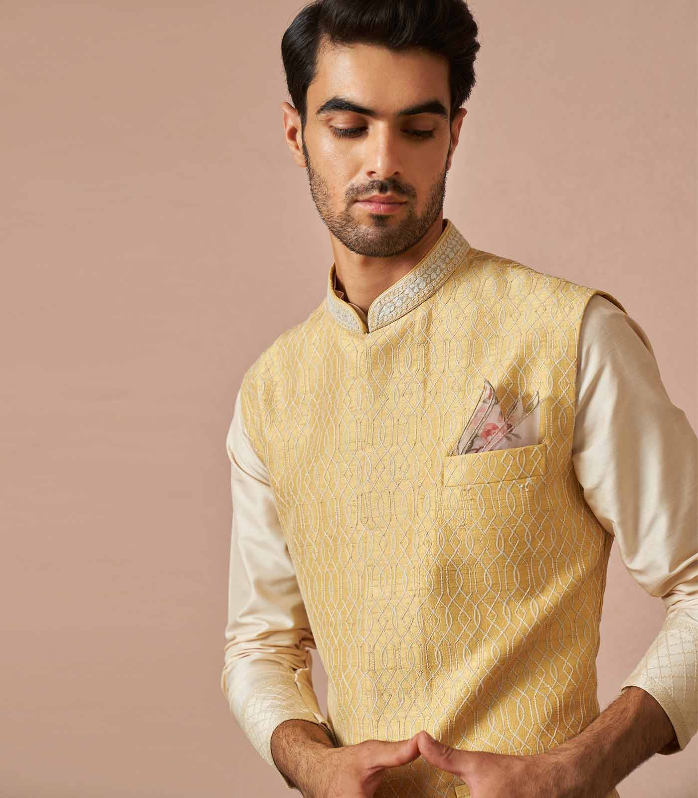 PASTEL YELLOW ADEM THREADWORK EMBROIDERED BANDI SET