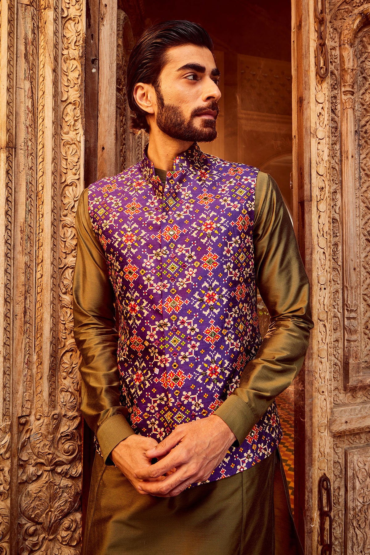 Purple Raw Silk Mirror Embellished Bundi Set