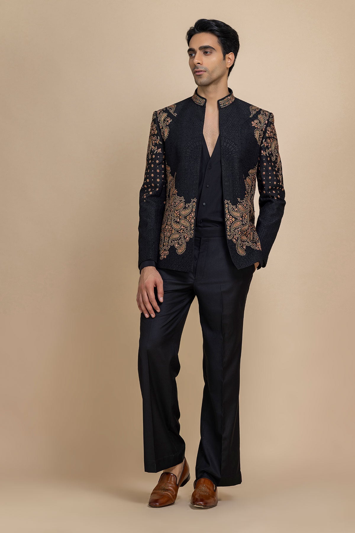 Kaashnoir Jacket, Shirt & Pant Set