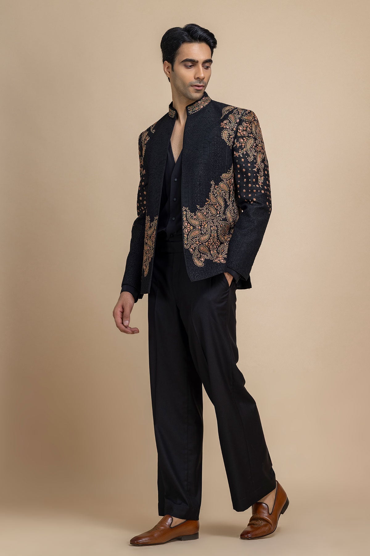 Kaashnoir Jacket, Shirt & Pant Set