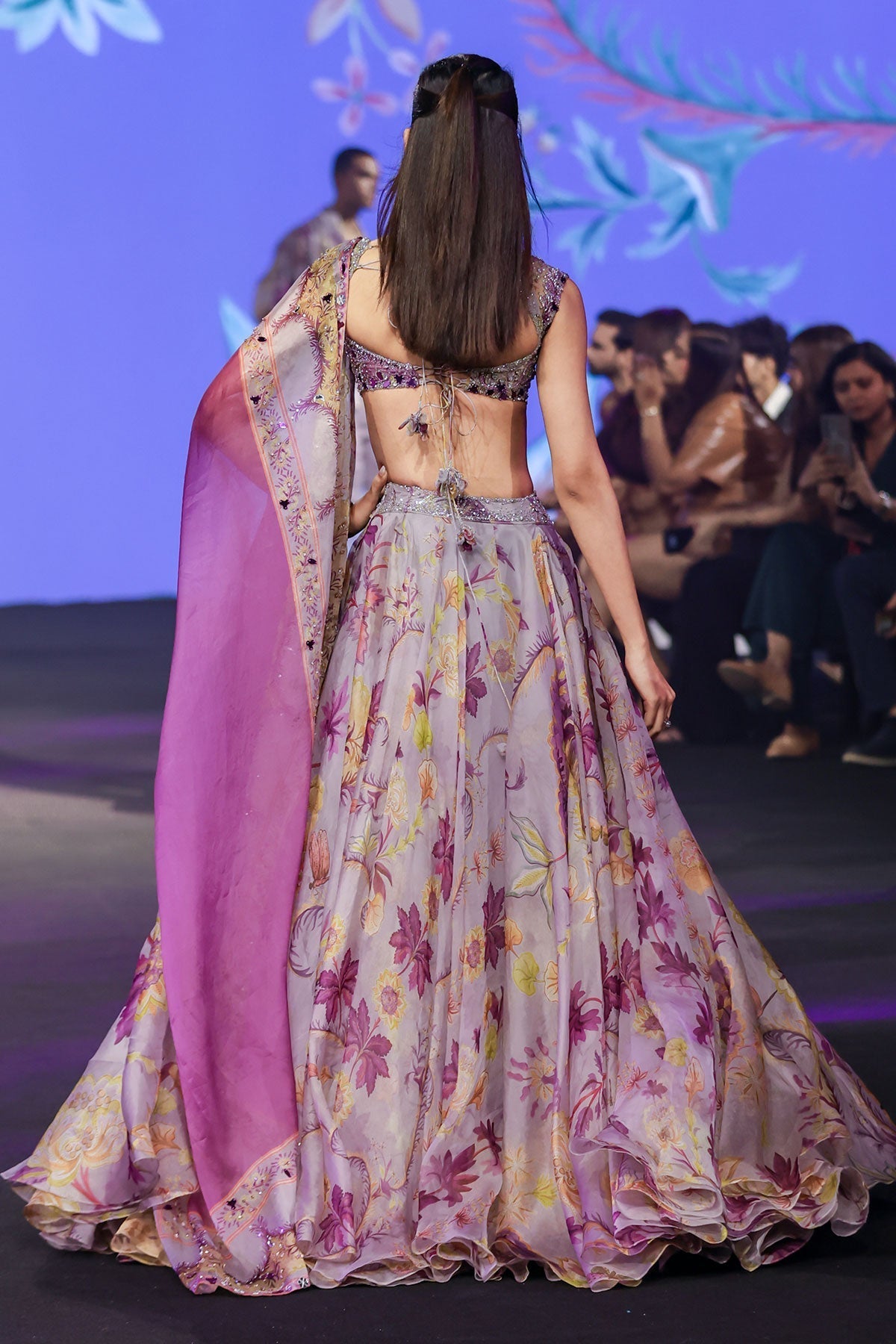 Layla - Ready To Ship