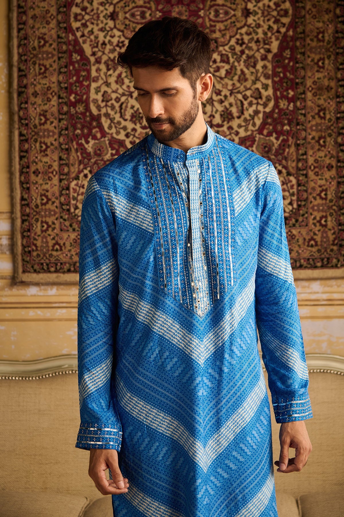 BLUE CHEVRON PRINT & EMBELLISHED KURTA WITH SOLID BLUE PANTS