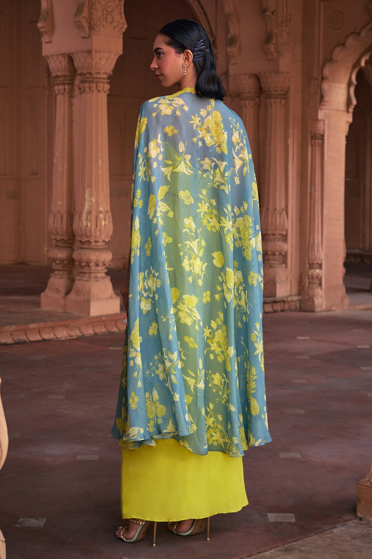 ICE BLUE FLORAL PRINT & HIGHLIGHTED CROP TOP SET