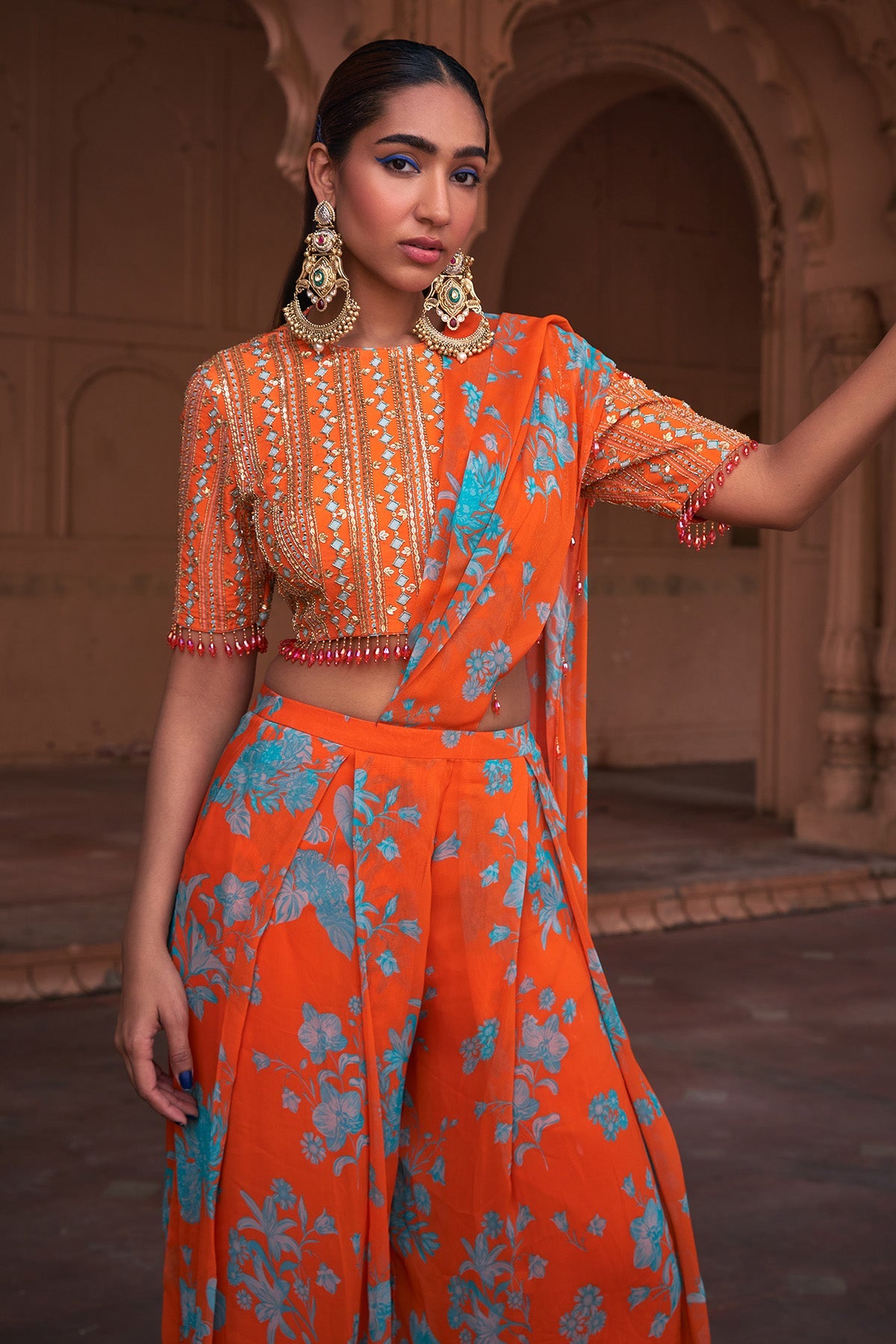 TANGERINE FLORAL PRINT & HIGHLIGHTED SAREE SET