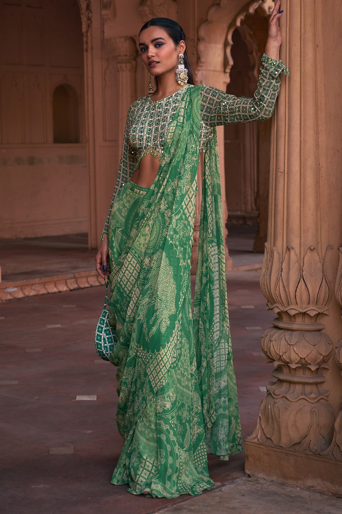 SAGE GREEN THIKRI PRINT & HIGHLIGHTED SAREE SET