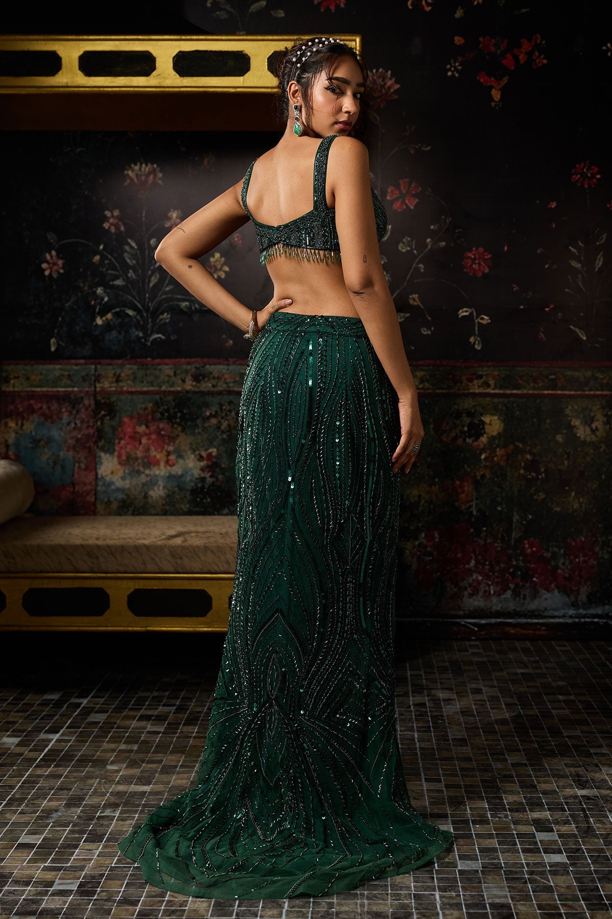Emerald Green Embellished Trail Slit Skirt Set