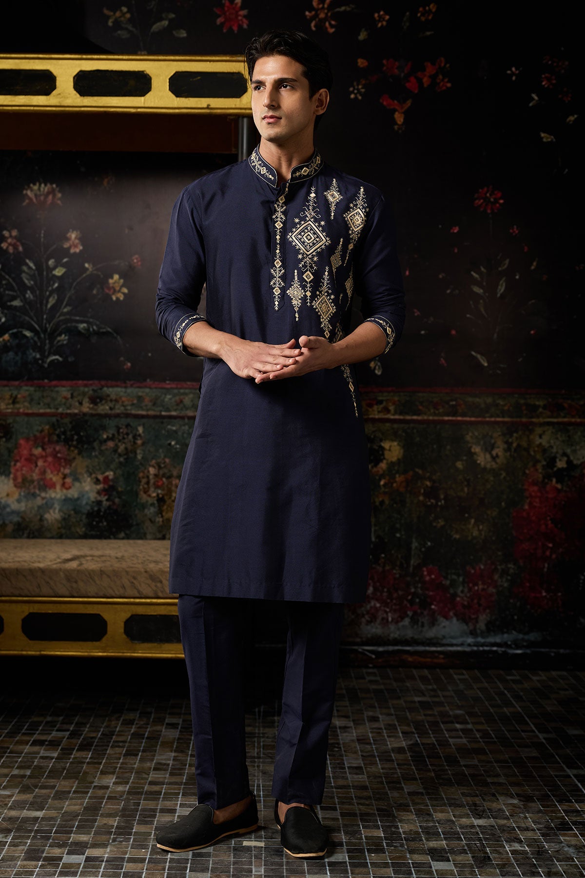 Blue Embroidered Kurta And Pants