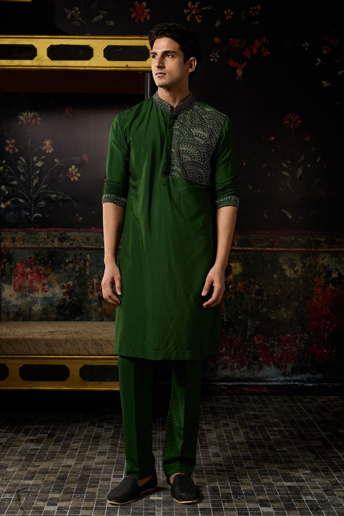 Green Embroidered Kurta & Pants