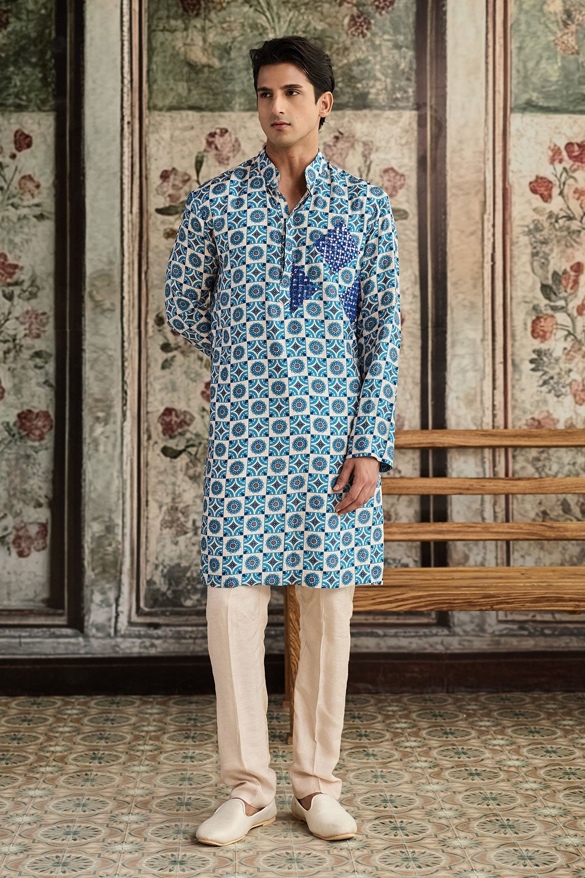 Blue Print & Highlighted Kurta & Pants
