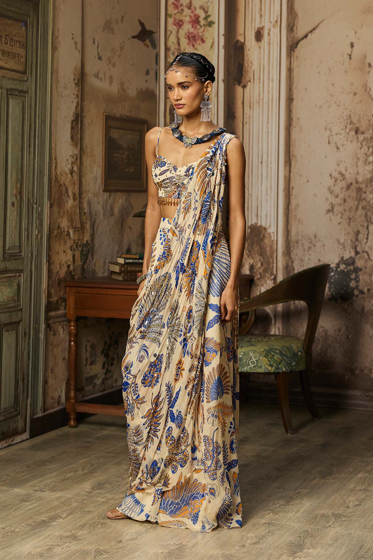 IVORY PRINTED AND HIGHLIGHTED SHARARA PANTS SAREE SET