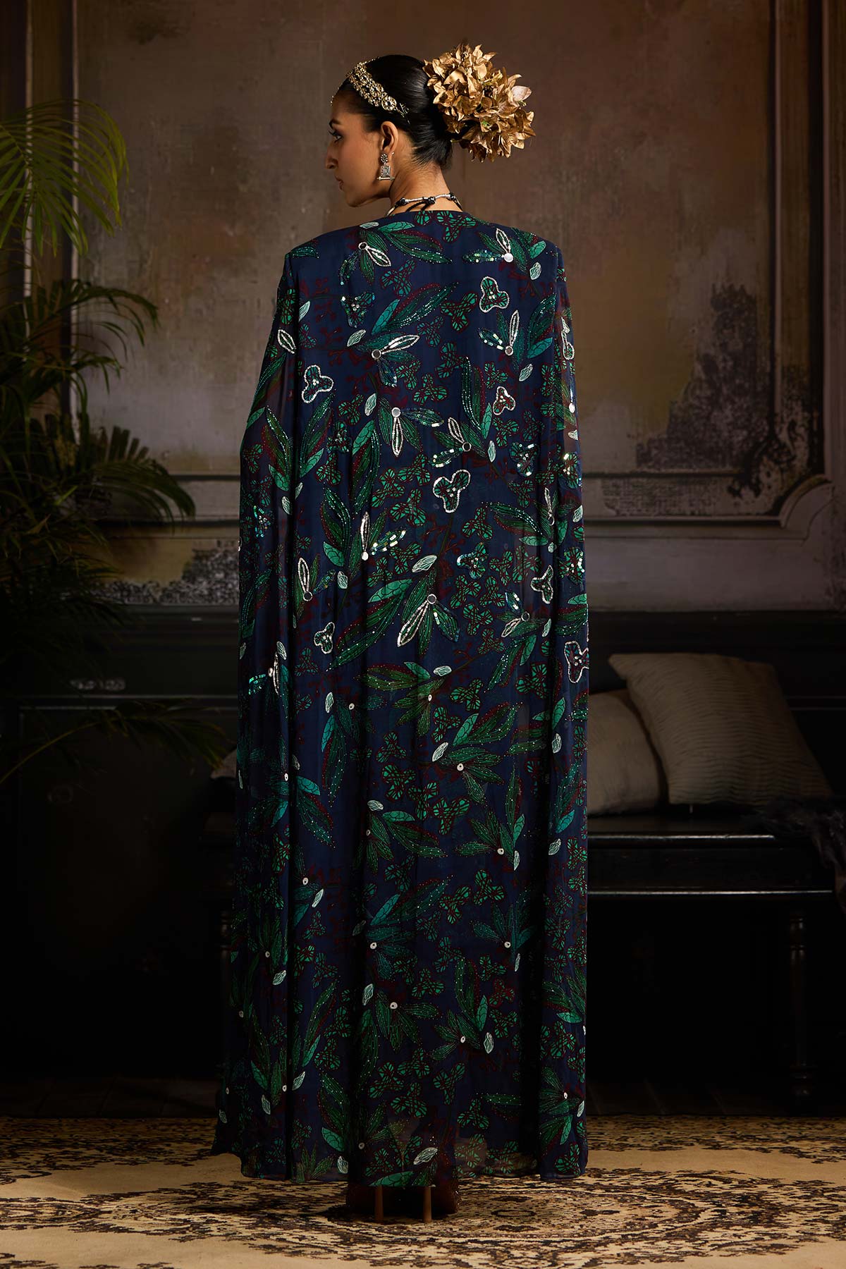 Dark Blue Print and Highlighted Cape Set