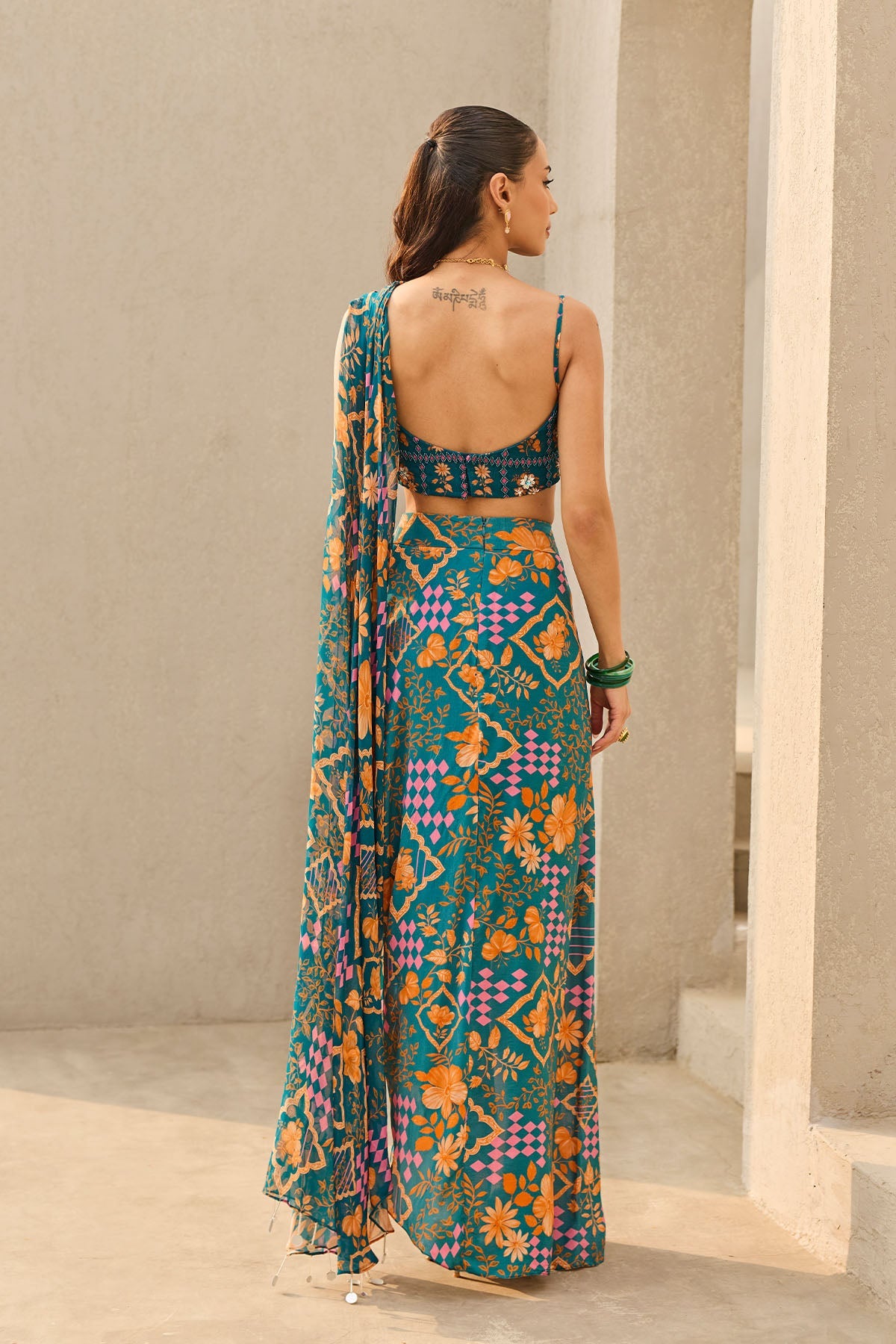 TEAL ABSTRACT FLORAL PRINTED SAREE SET