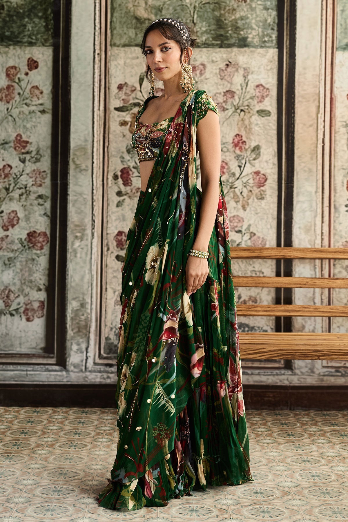 Green Floral Print And Highlighted Skirt Saree Set