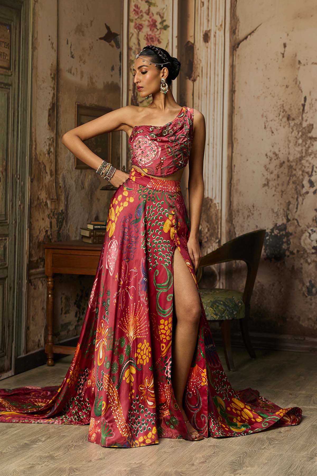 DEEP RED PRINTED AND HIGHLIGHTED SLIT SKIRT SET