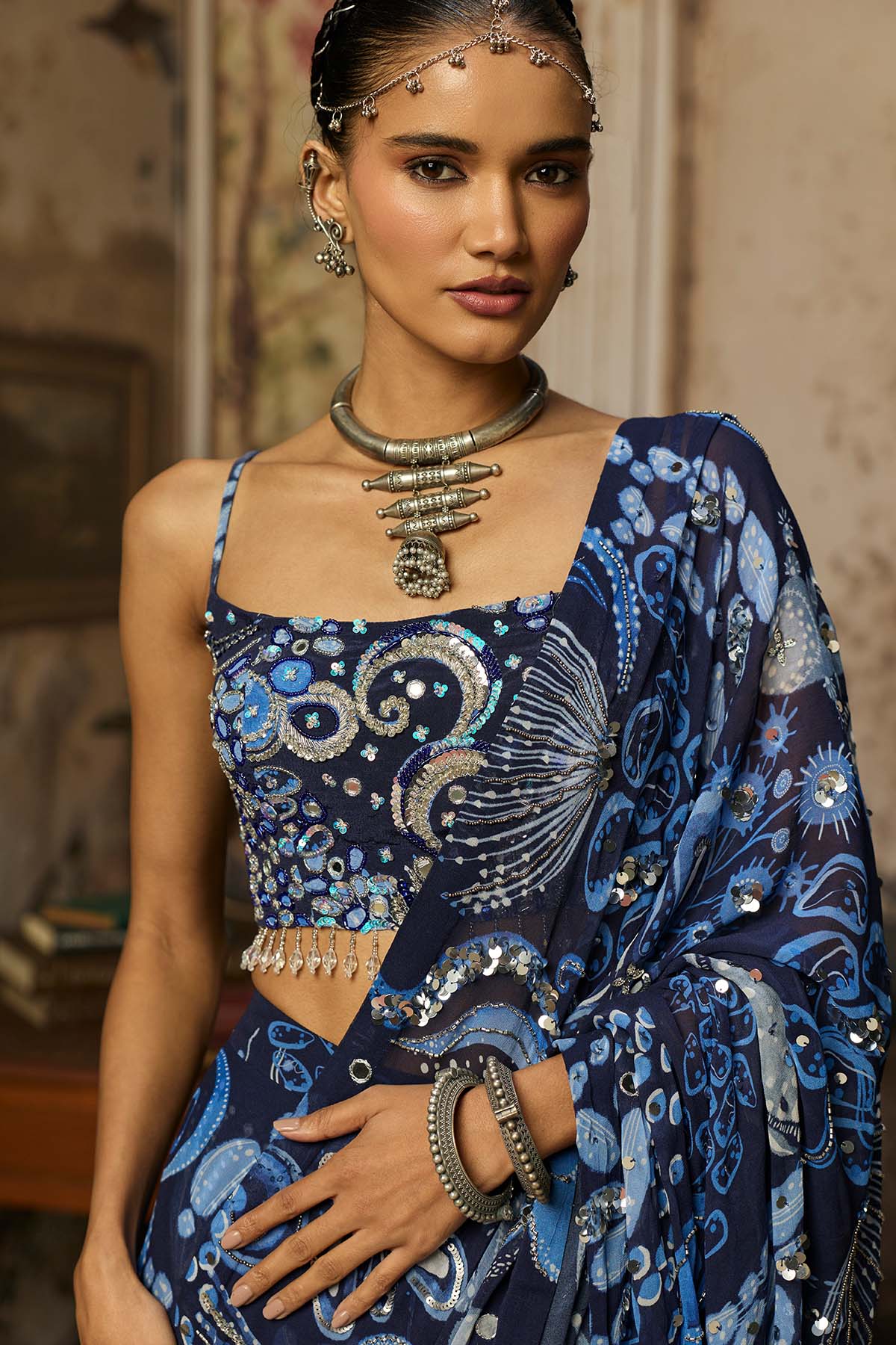 NAVY BLUE PRINTED AND HIGHLIGHTED CLASSIC SAREE SET
