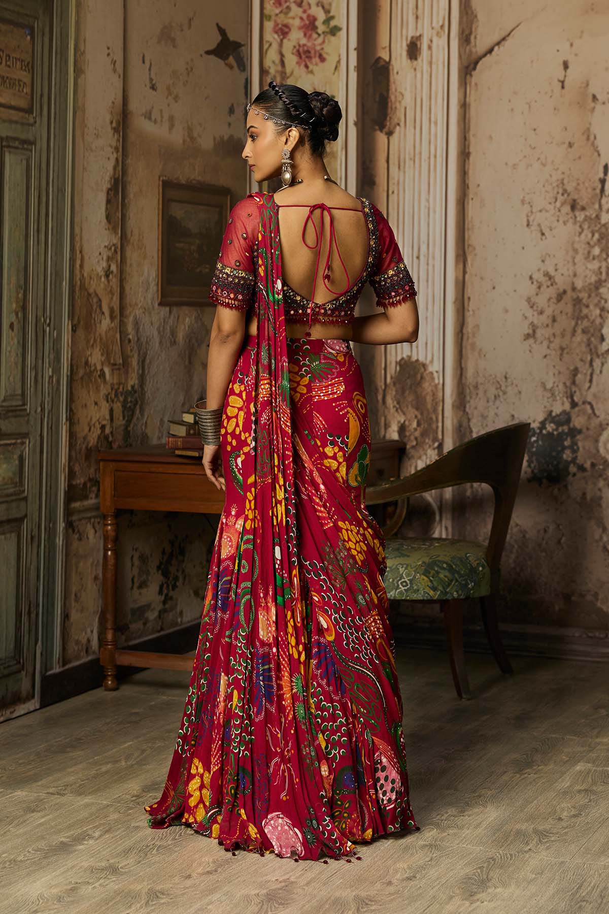 DEEP RED EMBROIDERED BLOUSE WITH MERMAID SKIRT SAREE SET
