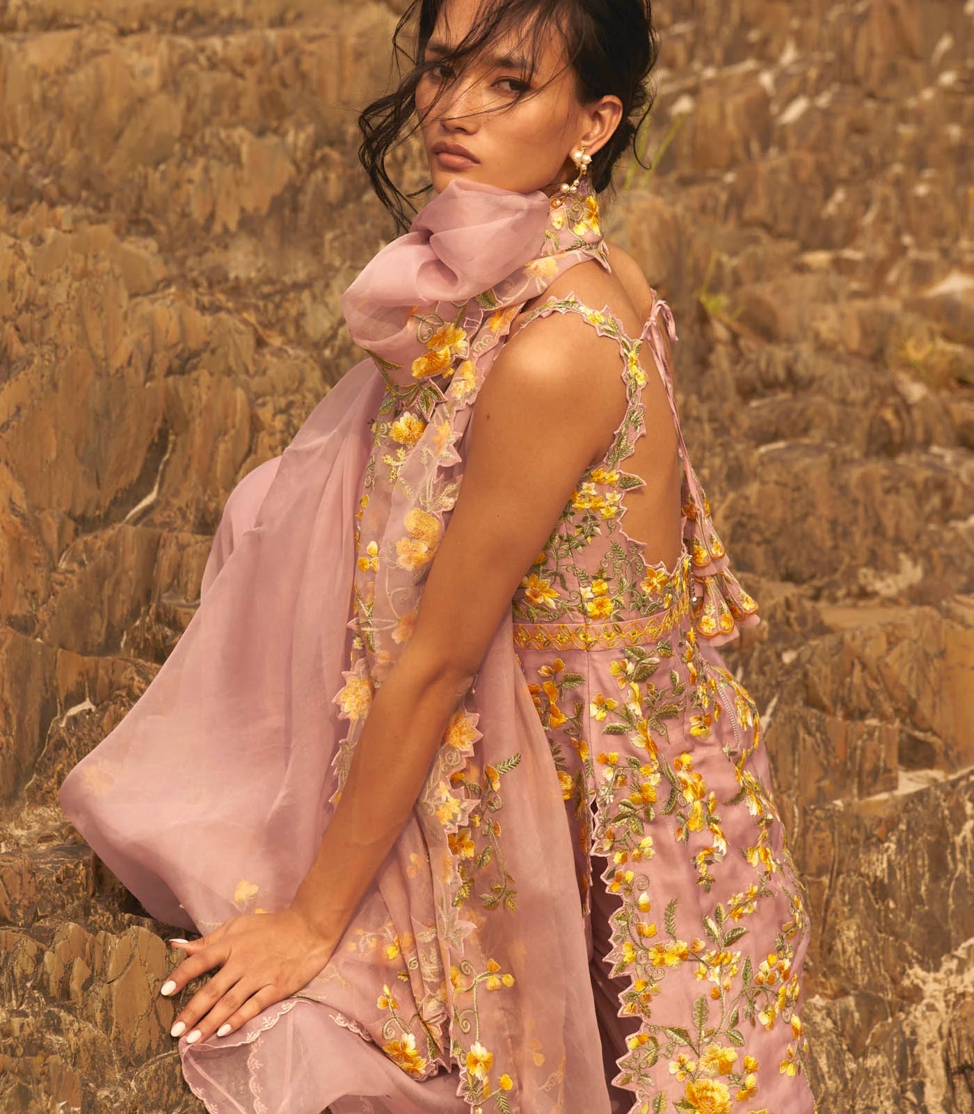 SARA MALLIKA × 6(ROKU)EMBROIDERY BEST SARA MALLIKA × 6(ROKU)EMBROIDERY BEST SARA MALLIKA × 6(ROKU