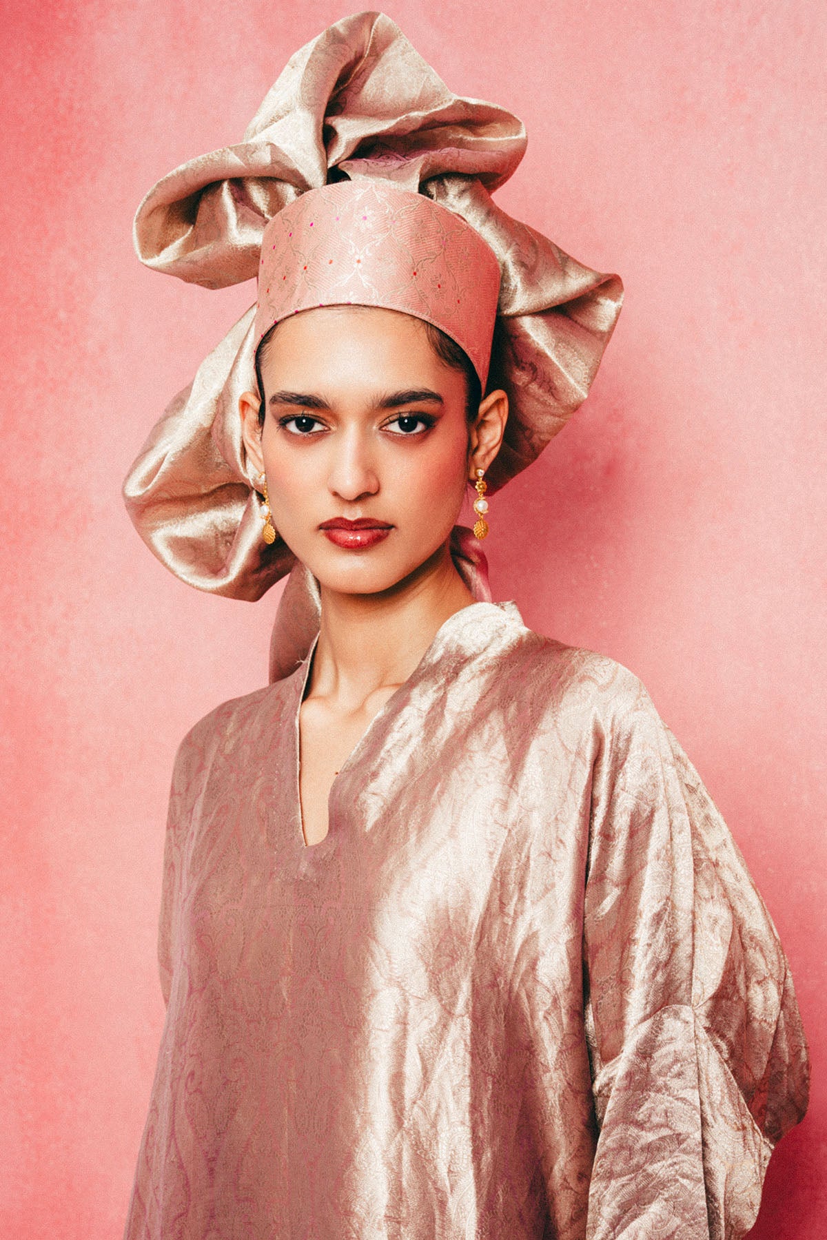 Handwoven Dusty Rose Banarasi Kaftan