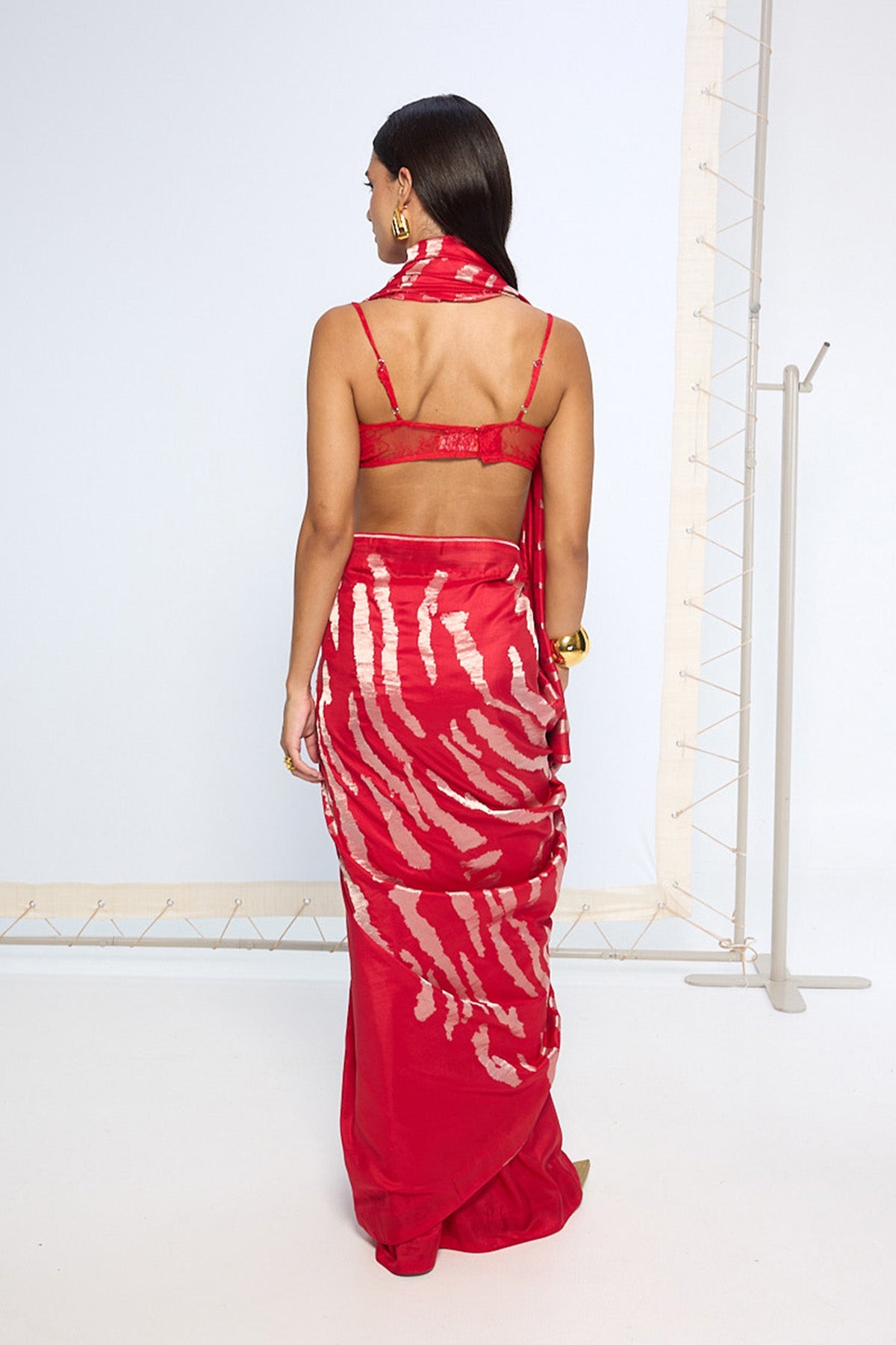 Handwoven Red Rose Gold Zari Saree