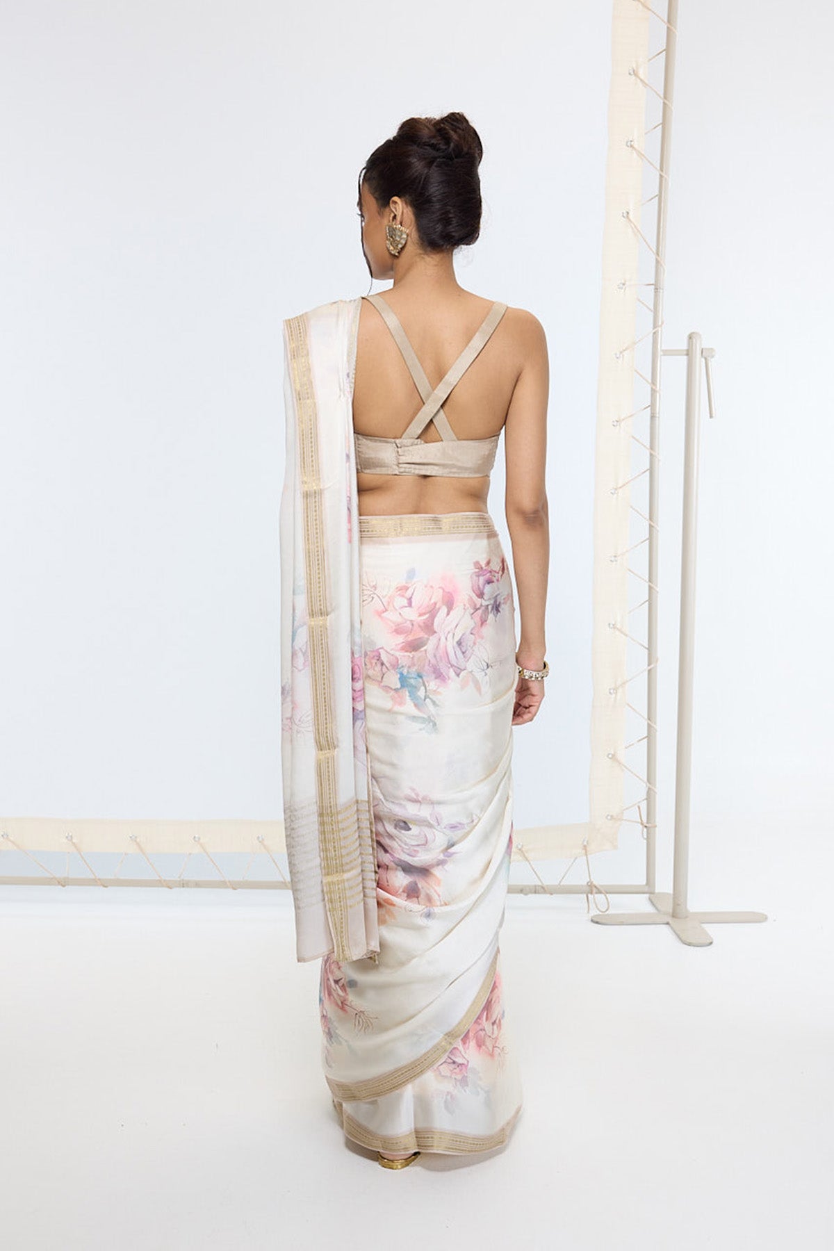 Handwoven Powder White Printed Saree